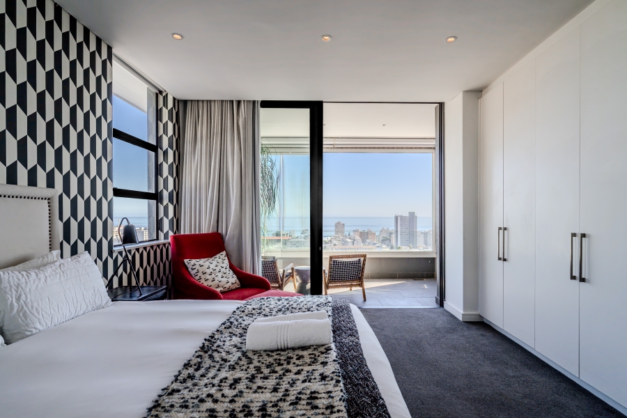 3 Bedroom Property for Sale in Sea Point Western Cape